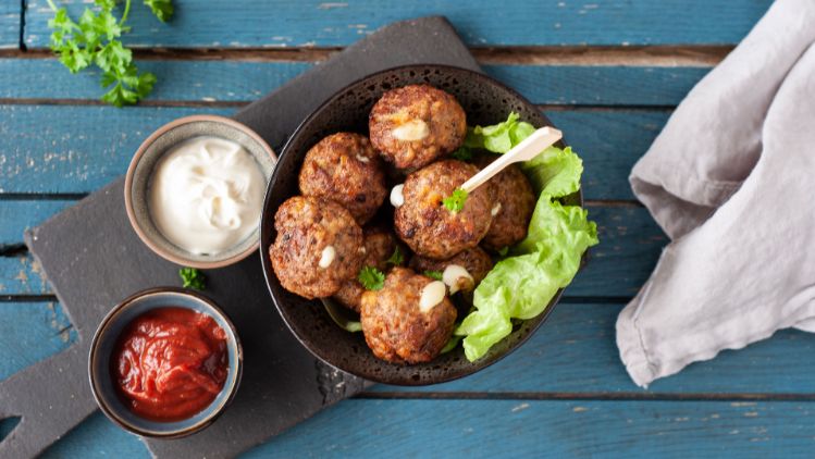 Fleischbällchen-Rezeptbild-Top-0134_StageSimple_3840x2160px